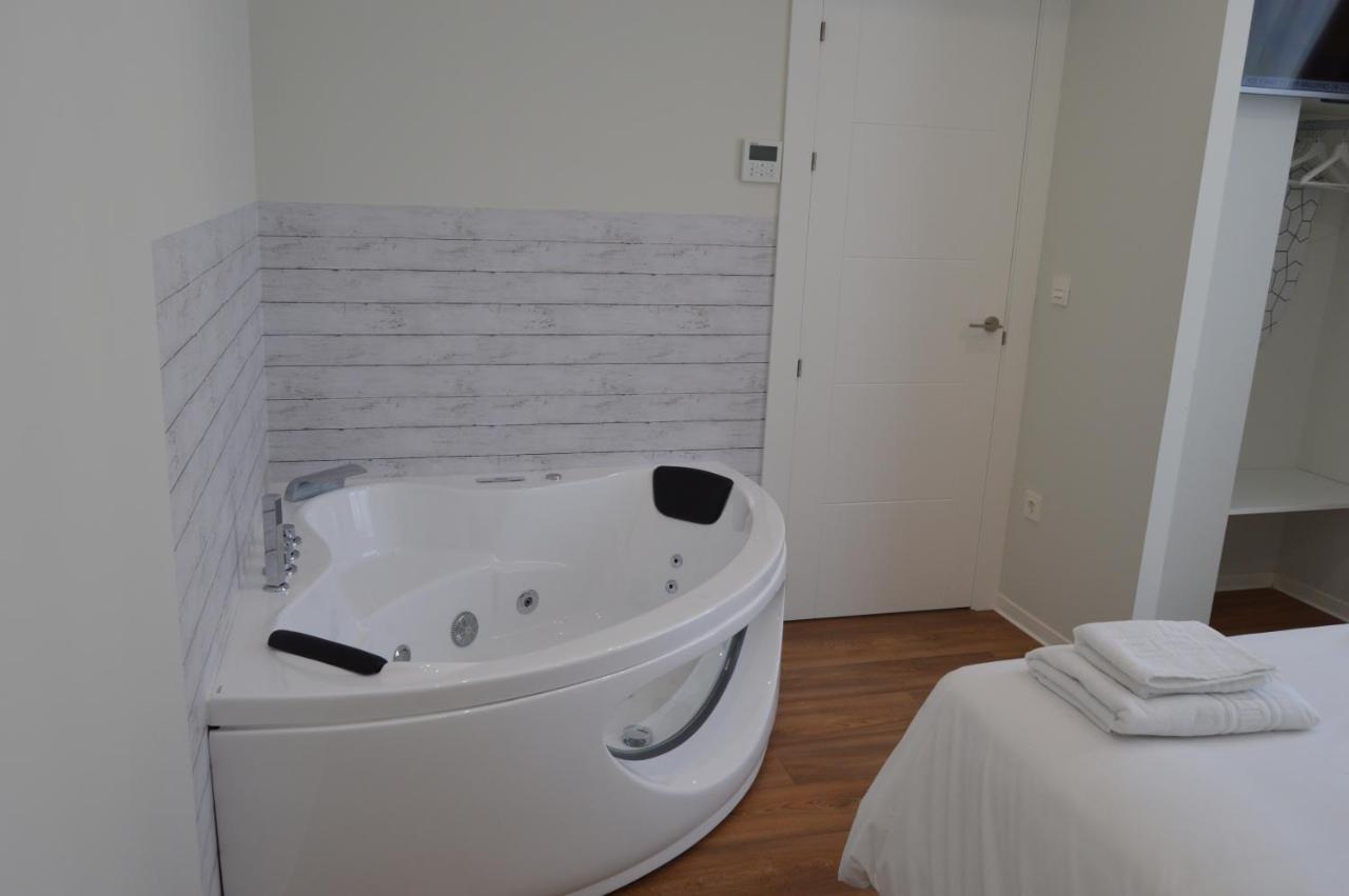 Apartamentos El Beyu กังกัส เด โอนิส ภายนอก รูปภาพ